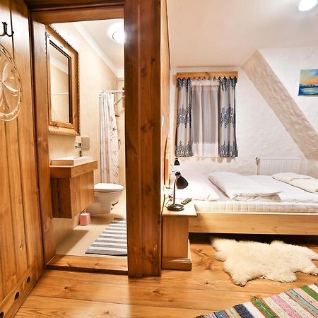 Agroturystyka "Na Borowej" Villa Чарни Дунаец Екстериор снимка